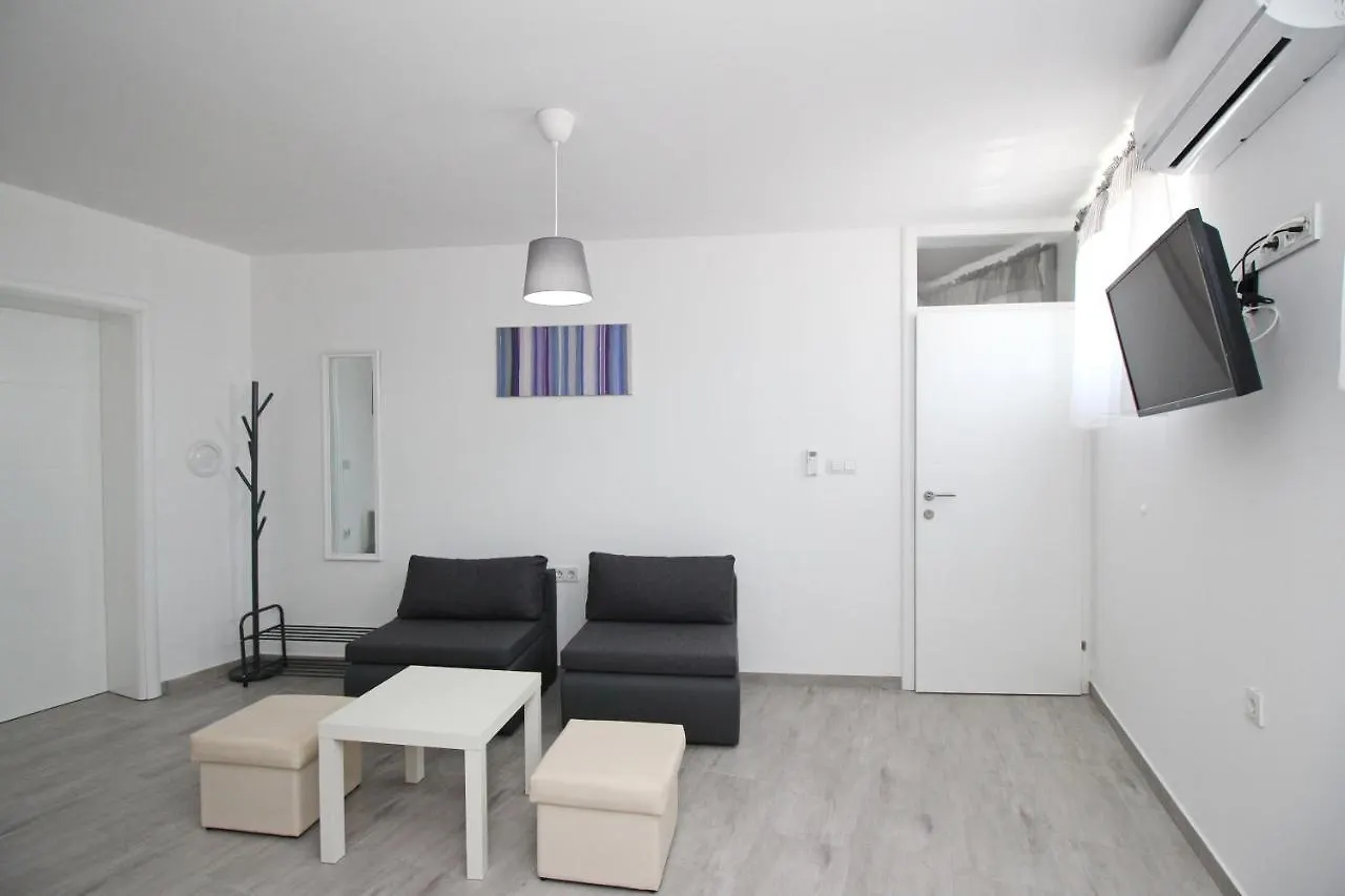 Apartments By The Sea Baska, Krk - 18824  Baska (Krk)